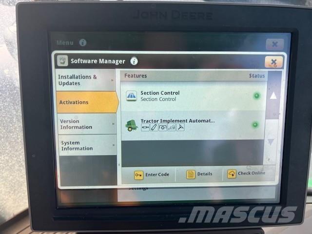 John Deere 6215R Traktorid