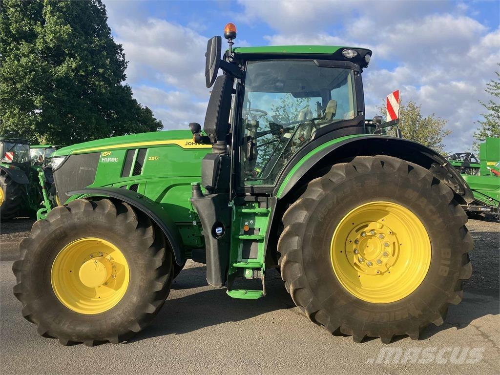 John Deere 6R 250 Traktorid