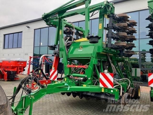 John Deere 750A Külvikud