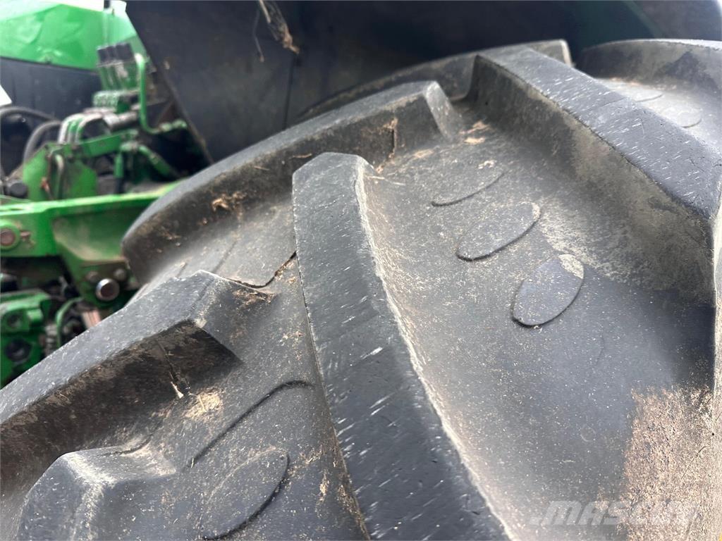 John Deere 7700 Traktorid