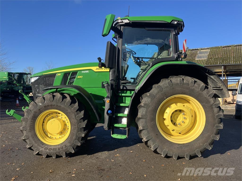 John Deere 7R 330 Traktorid