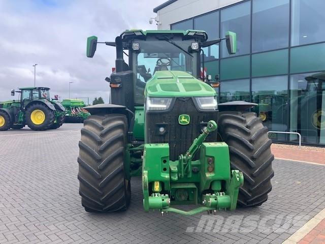 John Deere 8R 370 Traktorid