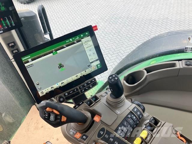 John Deere 8R 370 Traktorid