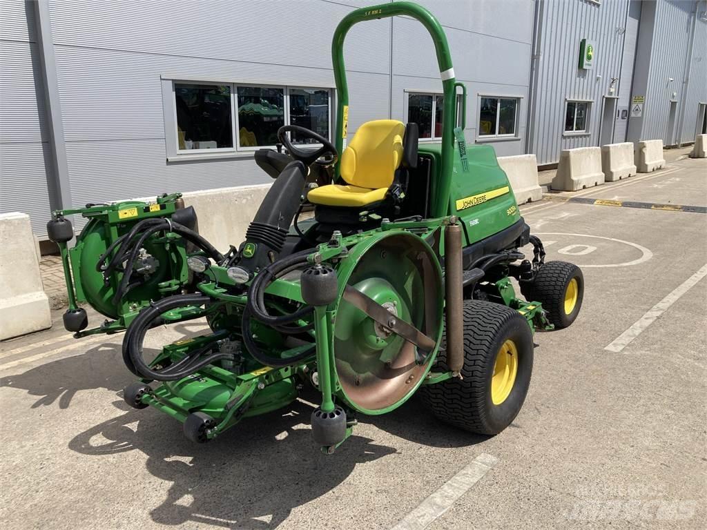 John Deere 9009A Taga jalutatavad niidukid