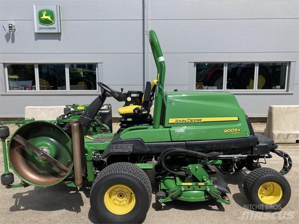 John Deere 9009A Taga jalutatavad niidukid