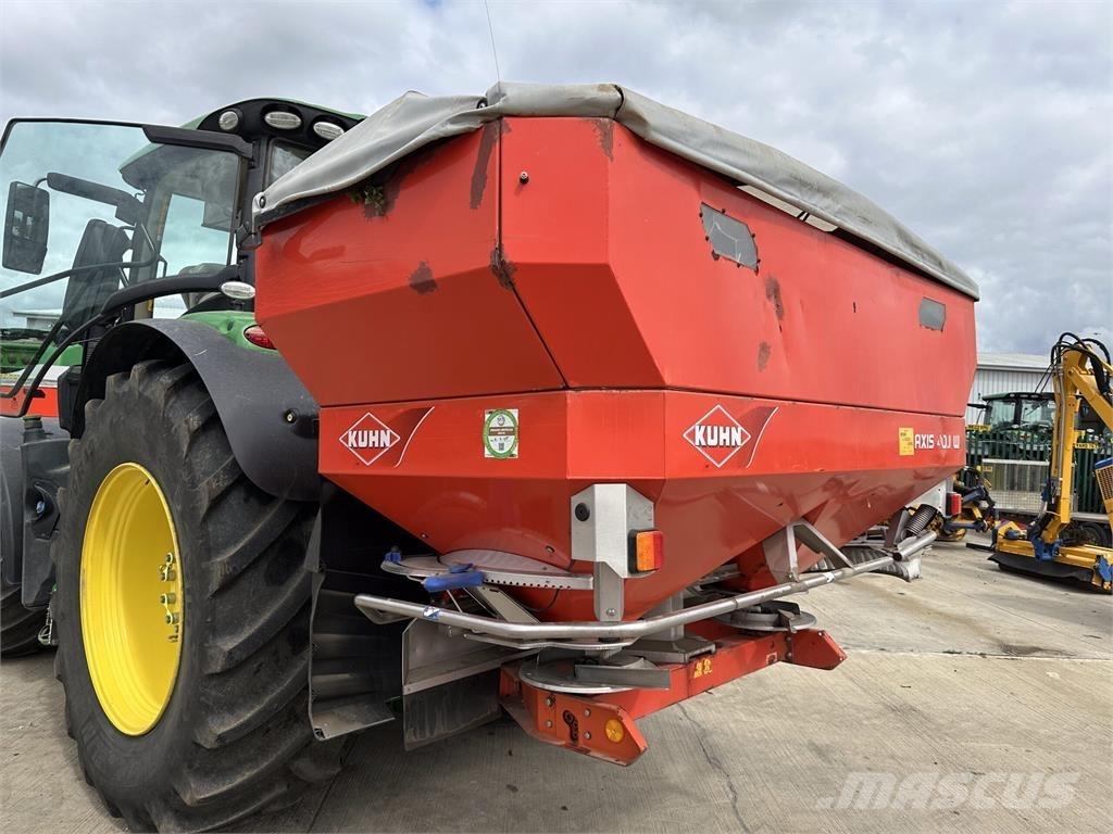 John Deere Axis 40.1W Väetisekülvikud pihustiga