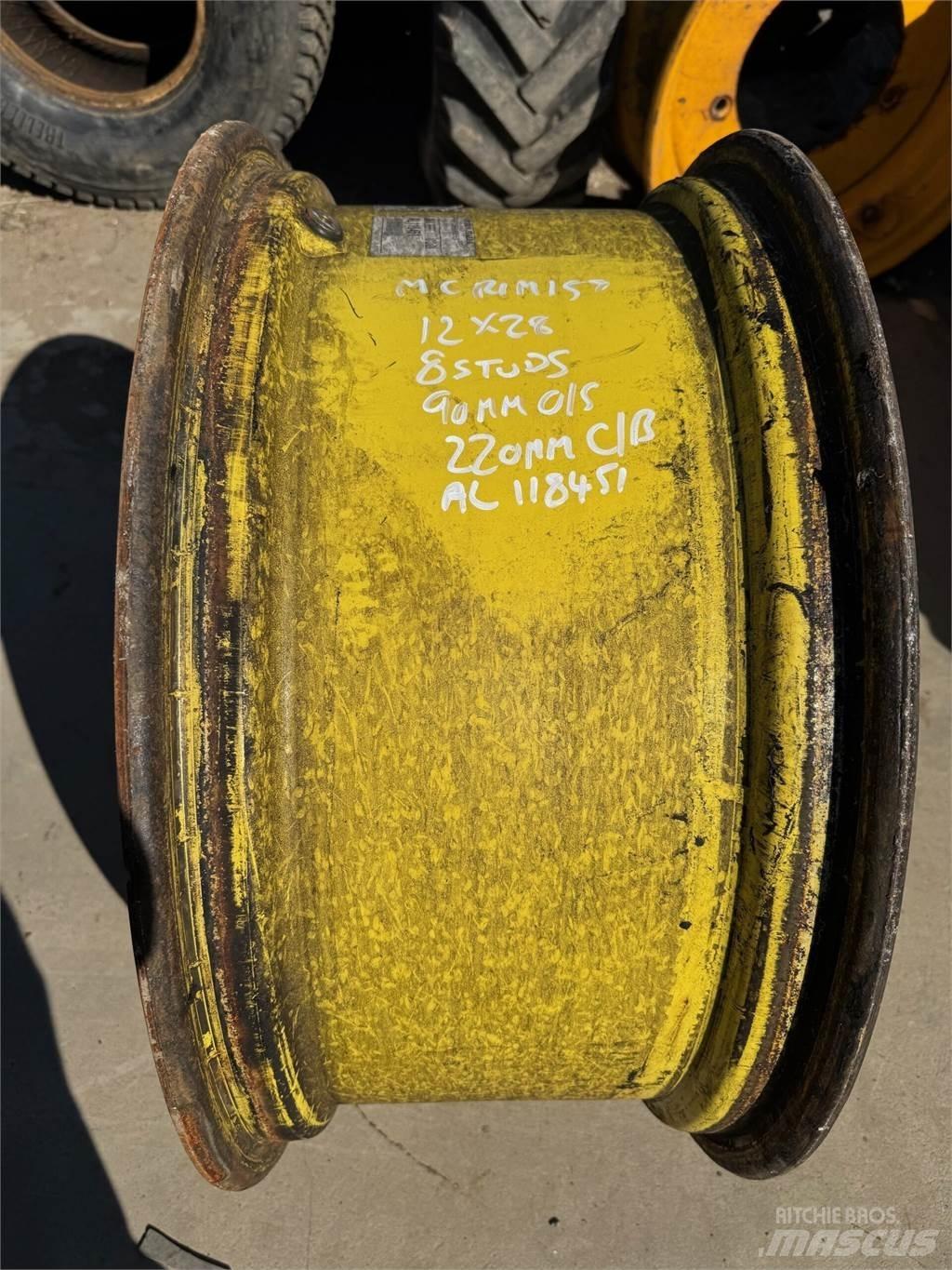 John Deere Example Rehvid, rattad ja veljed