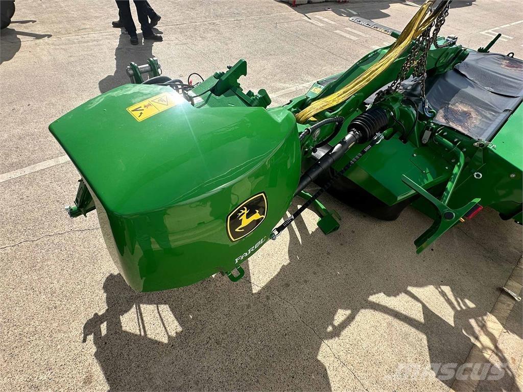 John Deere R310R Niidukid