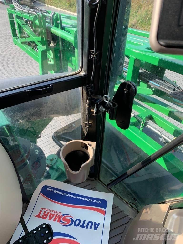 John Deere R4040i Iseliikuvad pritsid
