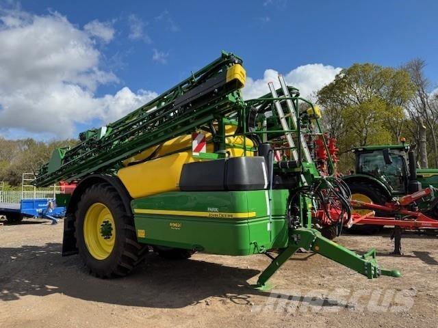 John Deere R962I Iseliikuvad pritsid