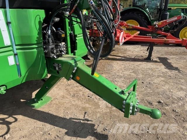 John Deere R962I Iseliikuvad pritsid