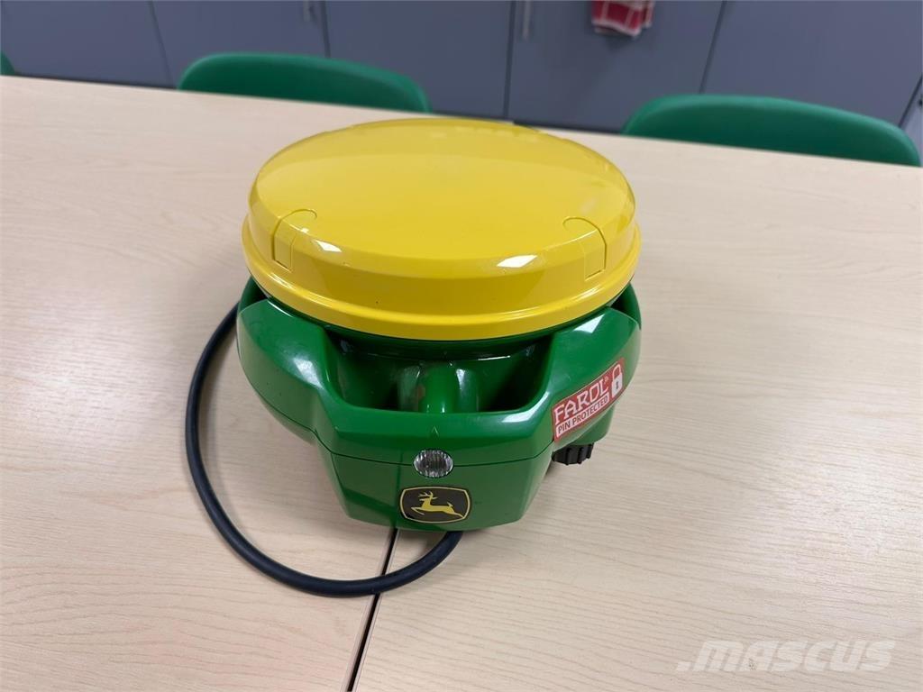 John Deere SF7000 Täppiskülvikud