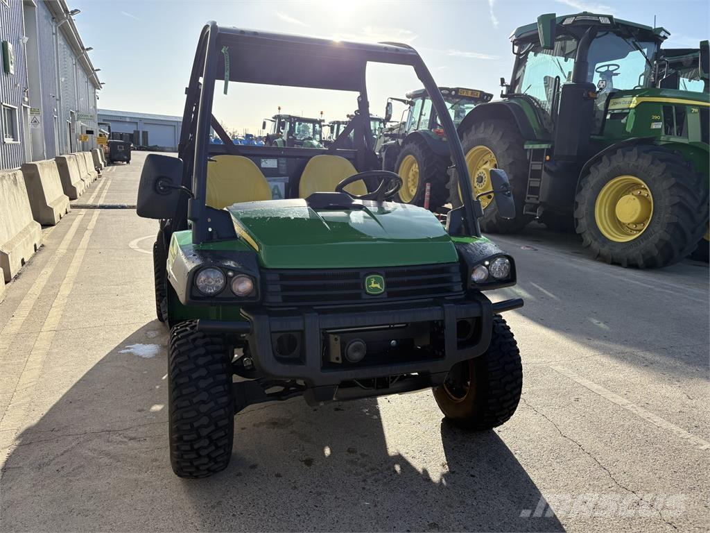 John Deere XUV855M Kommunaalteenuste tehnika