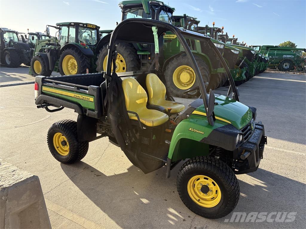 John Deere XUV855M Kommunaalteenuste tehnika