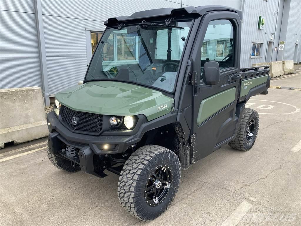 John Deere XUV875M Kommunaalteenuste tehnika