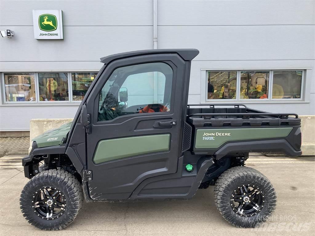 John Deere XUV875M Kommunaalteenuste tehnika