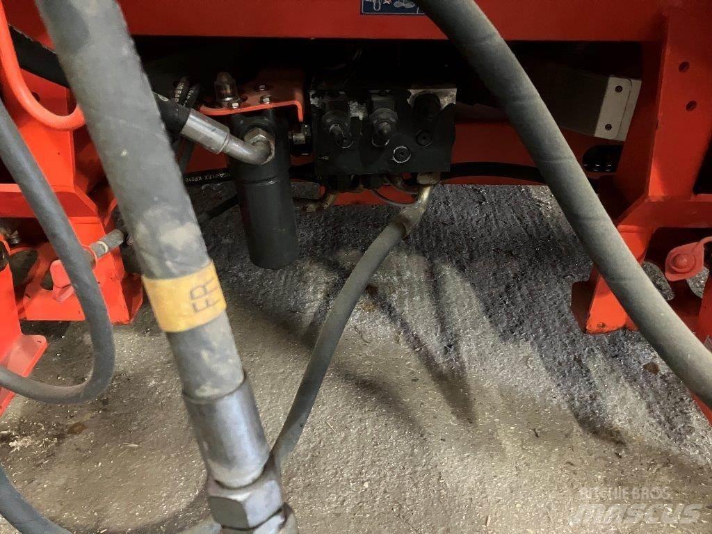 Kuhn Axis 50.2 HEMCW Väetisekülvikud pihustiga