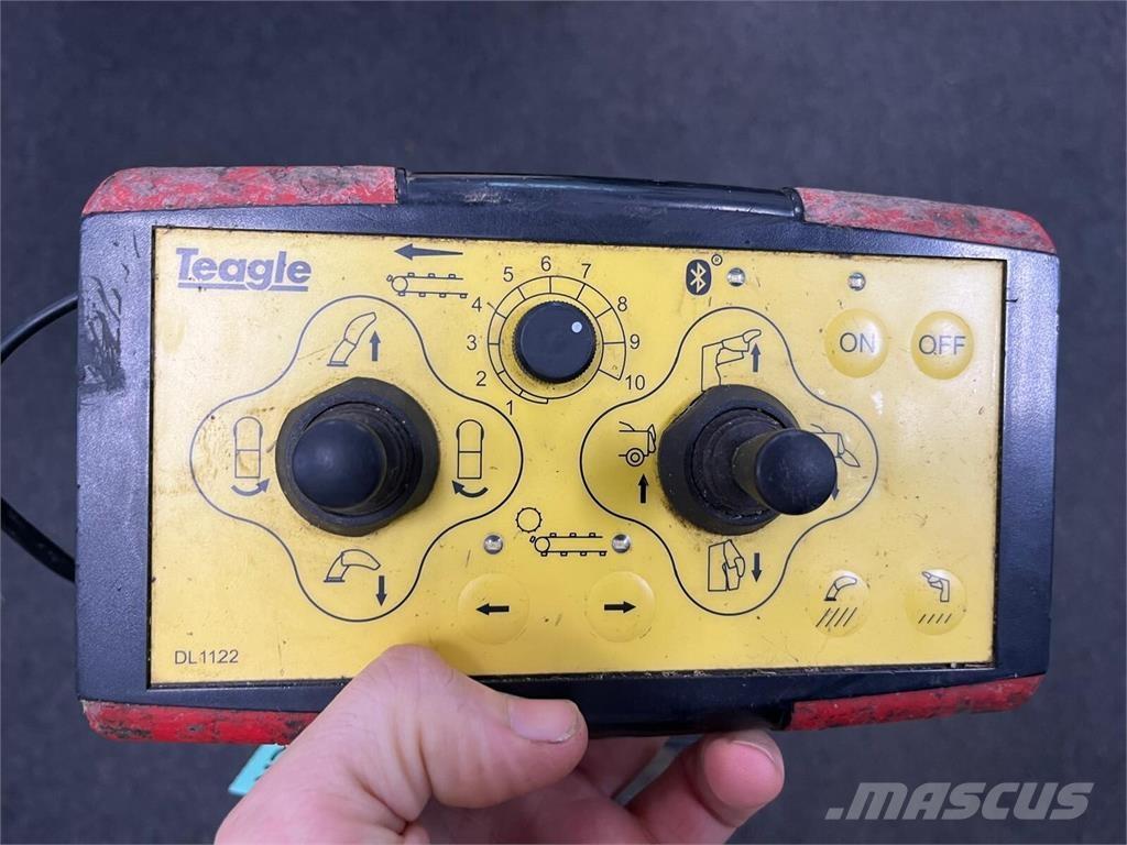 TEAGLE 8100 Sõnnikulaoturid