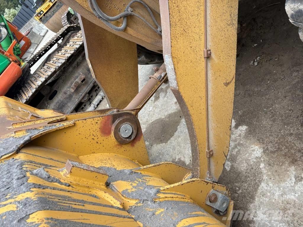 CAT 972 H Rataslaadurid