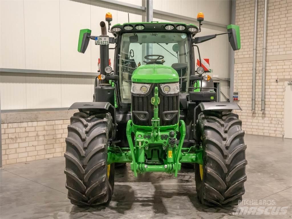 John Deere 6R215 Traktorid