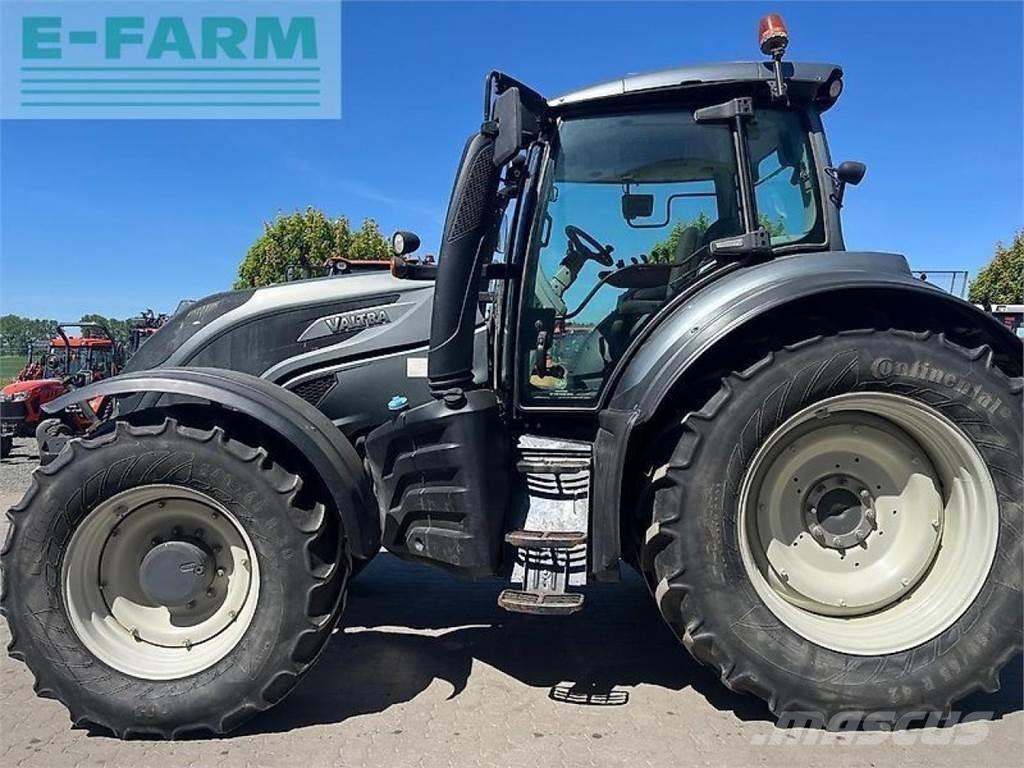Valtra t174es Traktorid