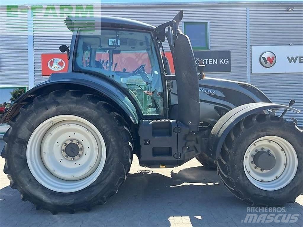 Valtra t174es Traktorid