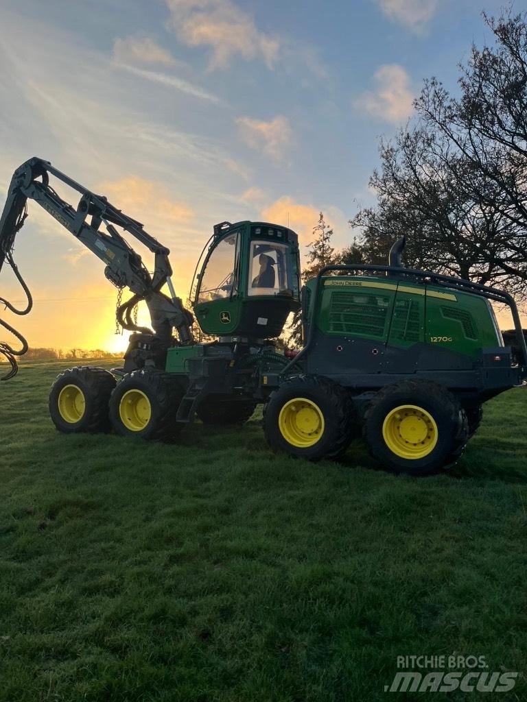 John Deere 1270G 8WD Harvesterid