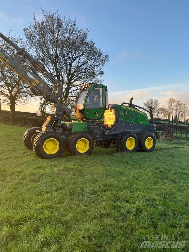 John Deere 1270G 8WD Harvesterid