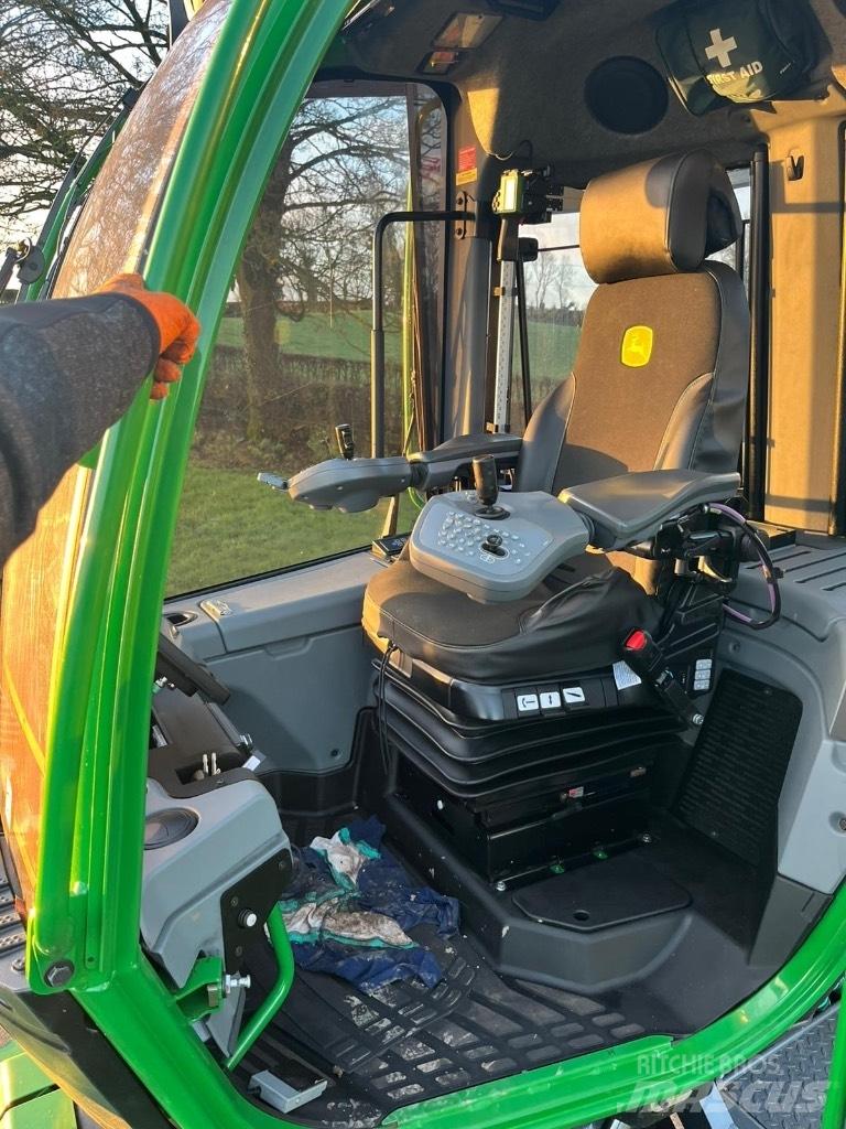 John Deere 1270G 8WD Harvesterid