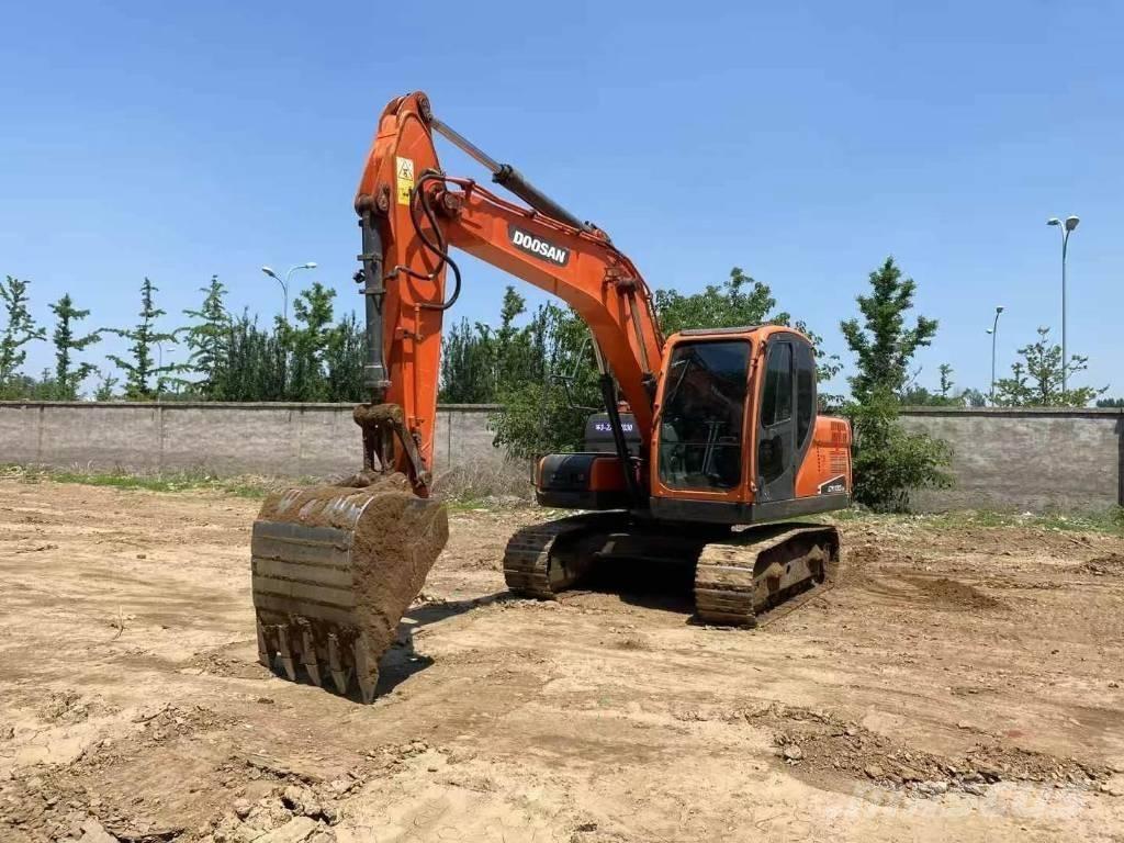 Doosan DX 130-9C Roomikekskavaatorid