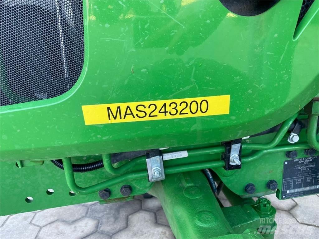 John Deere 3046R Traktorid