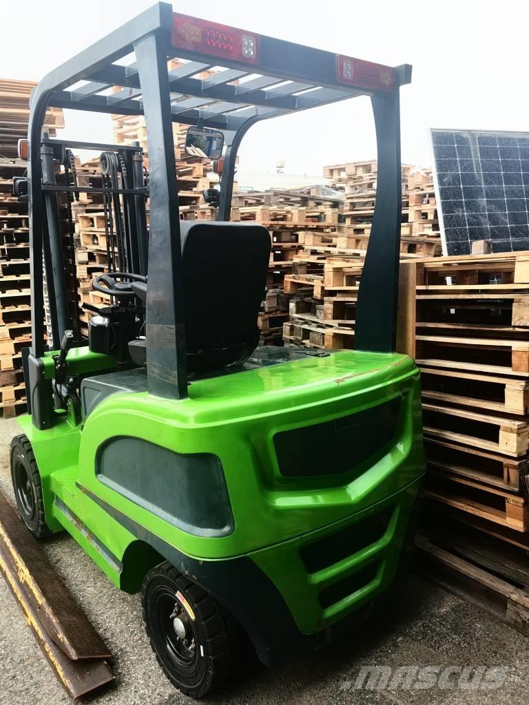  Stipp CPD15 Elektritõstukid