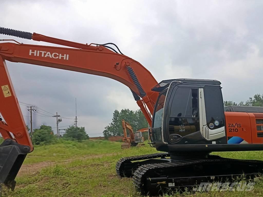 Hitachi ZX 210 Roomikekskavaatorid
