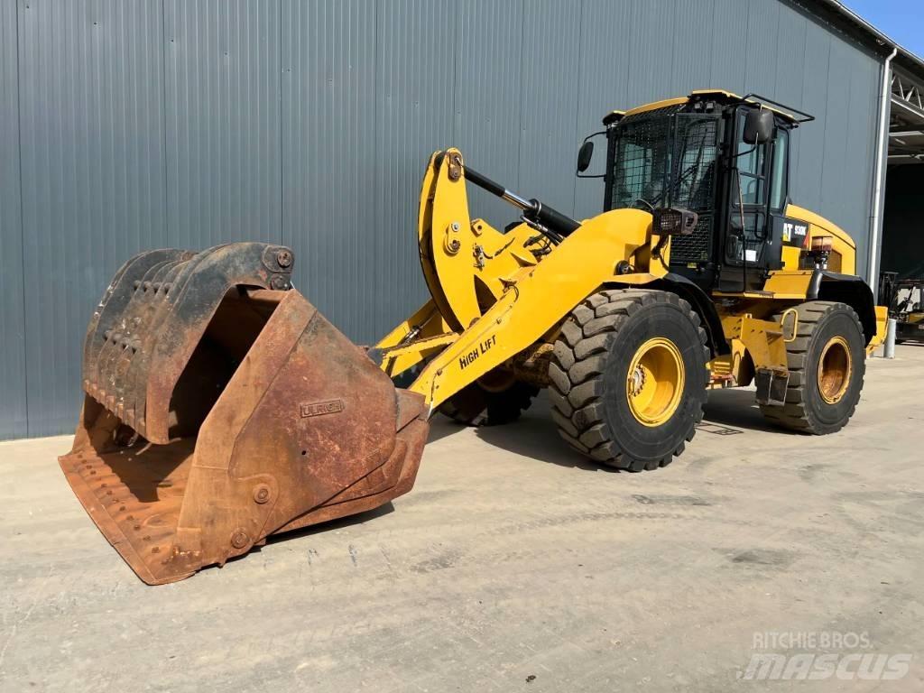 CAT 930K Rataslaadurid