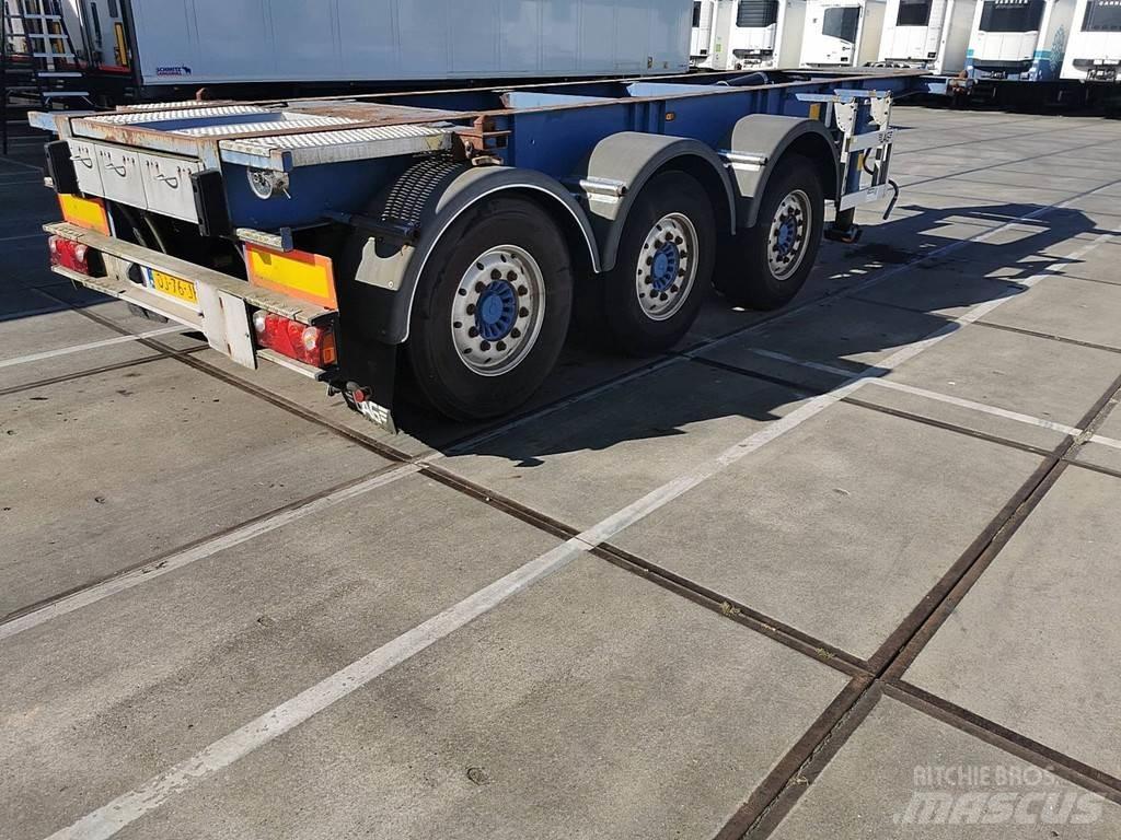 LAG O-3-39 CD Konteinerveo poolhaagised