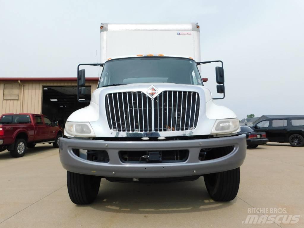 International 4300 Konteinerveokid
