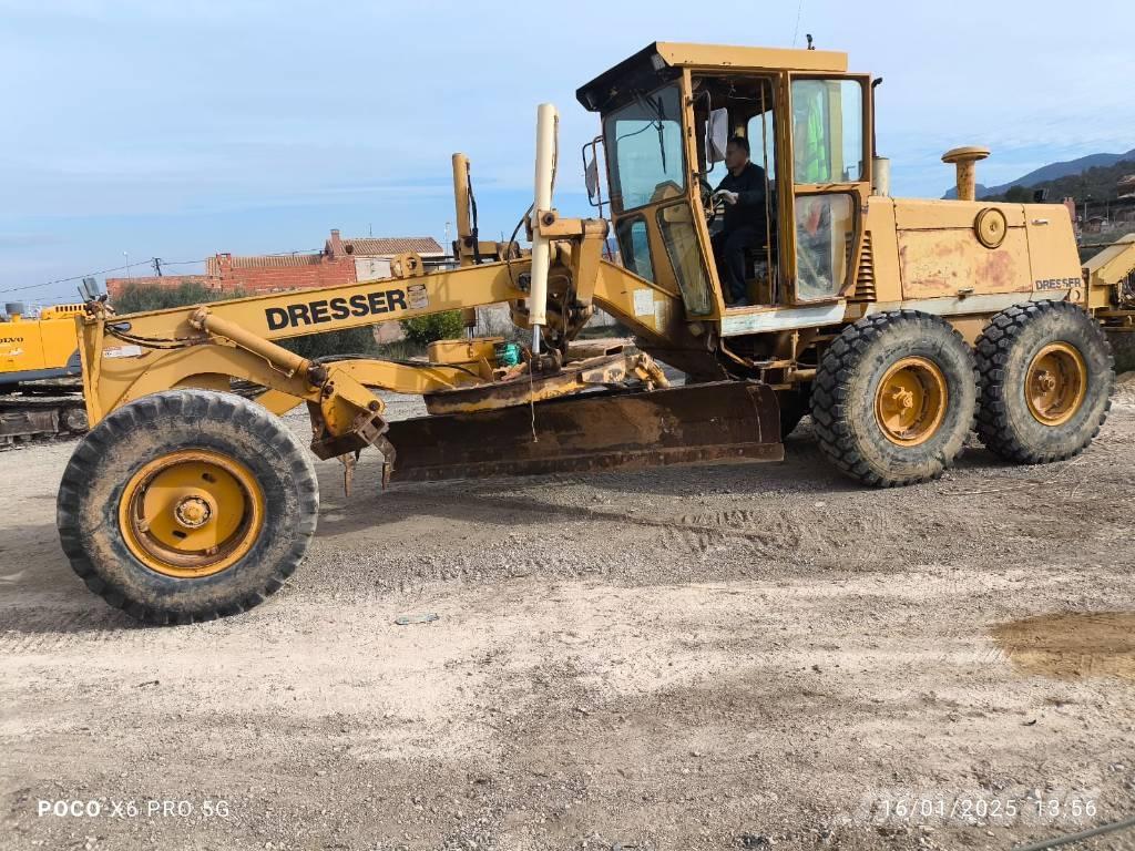 Dresser 830 Greiderid