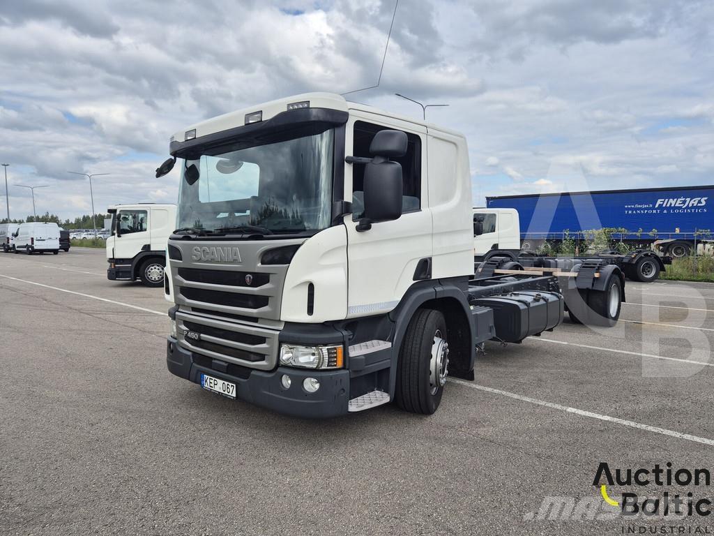 Scania P 450 Raamautod