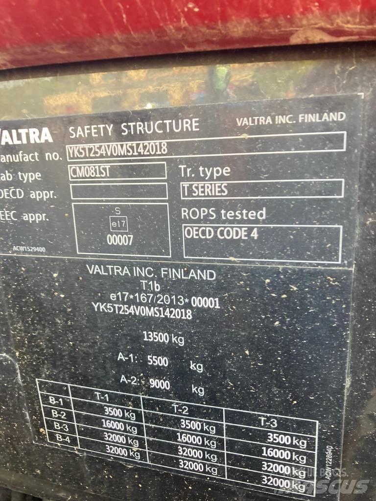 Valtra T 254 V Traktorid