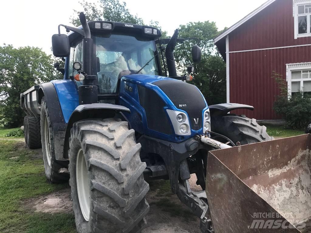 Valtra N163 Traktorid