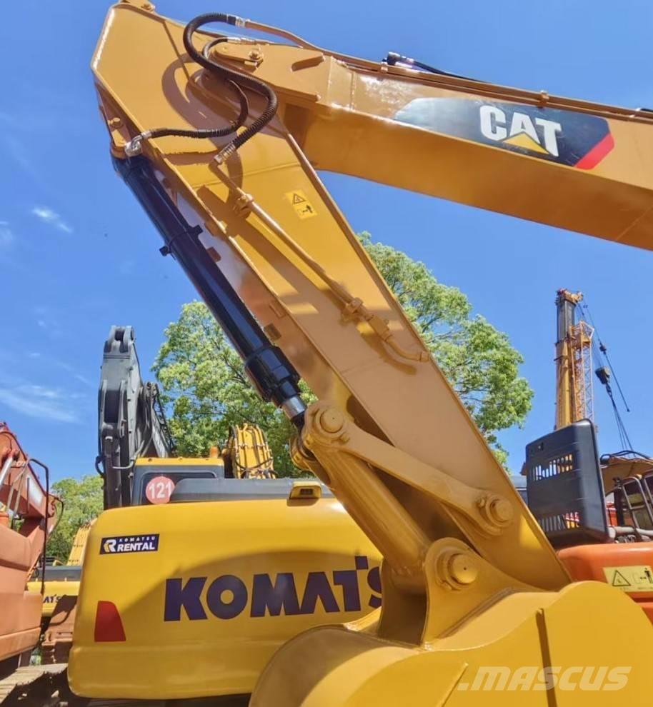 CAT 320 D Roomikekskavaatorid