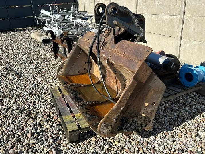 Komatsu PW160-7EO Ekskavaatorikopad ja lisaseadmed