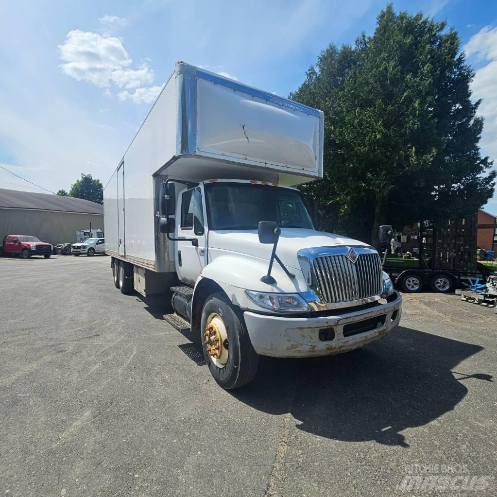 International 4400 Furgoonautod