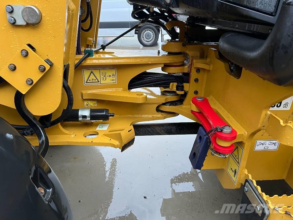 CAT 908M Rataslaadurid