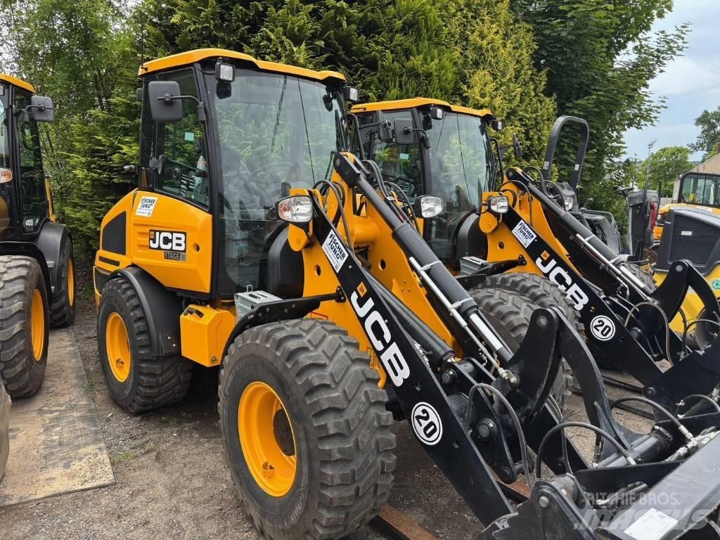JCB 407 Rataslaadurid