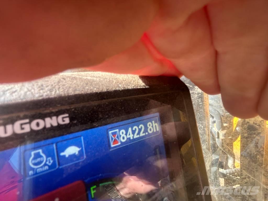 LiuGong 922E Roomikekskavaatorid