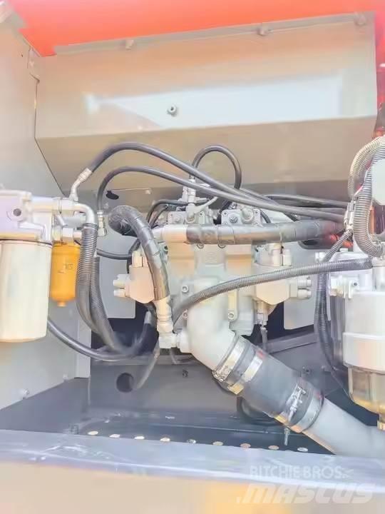 Hitachi ZX200 Roomikekskavaatorid