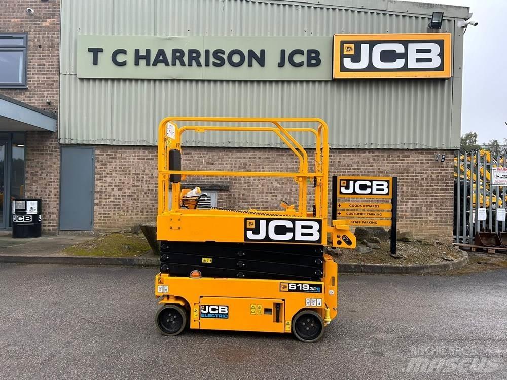 JCB S1932E Käärtõstukid