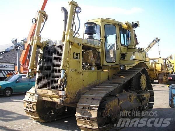 CAT D8N Buldooserid