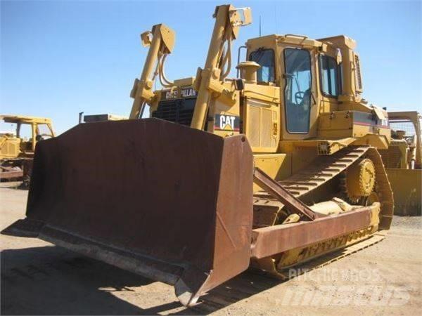 CAT D 7 H Buldooserid